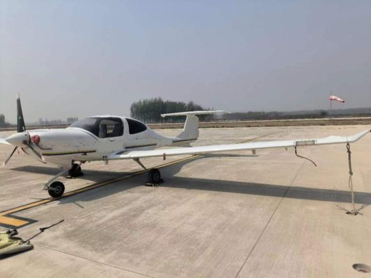 Used diamond aircrafts in stock for sale：Diomand DA40D